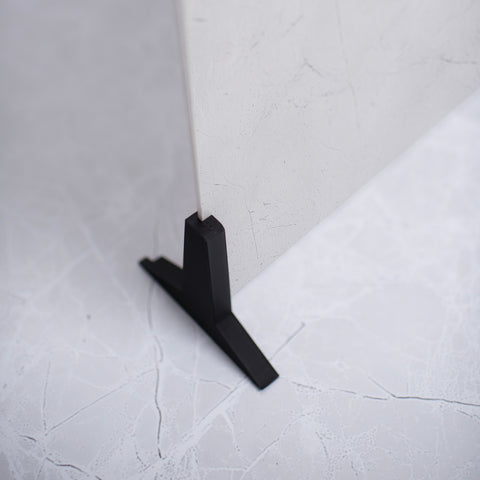 Bold Carrara Marble Vein