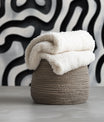 Polished Optical Illusion Pattern