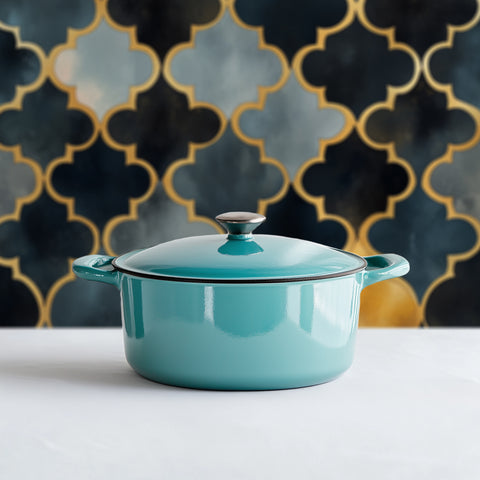 Pristine Quatrefoil Patterns