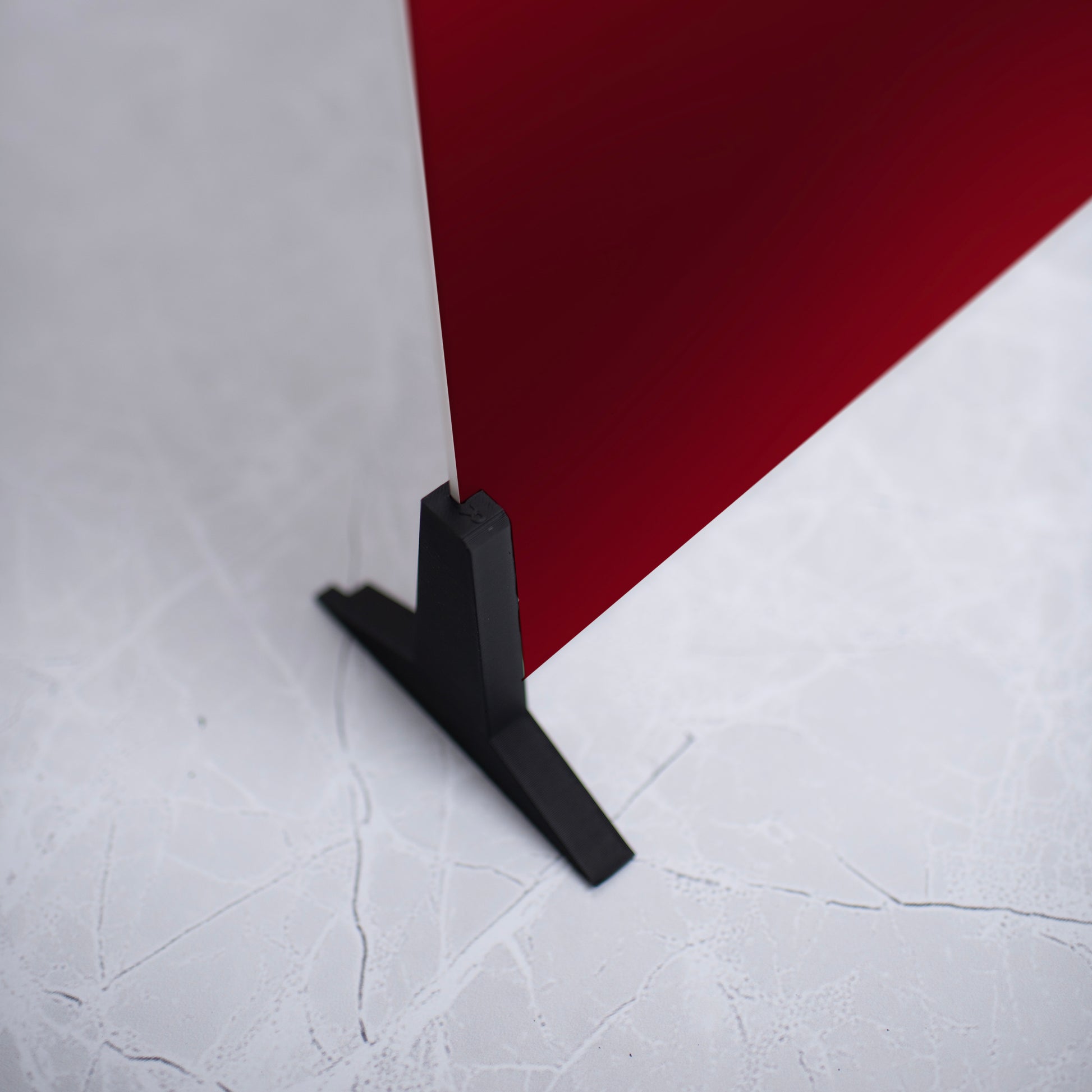 Chic Rich Red Soft Subtle